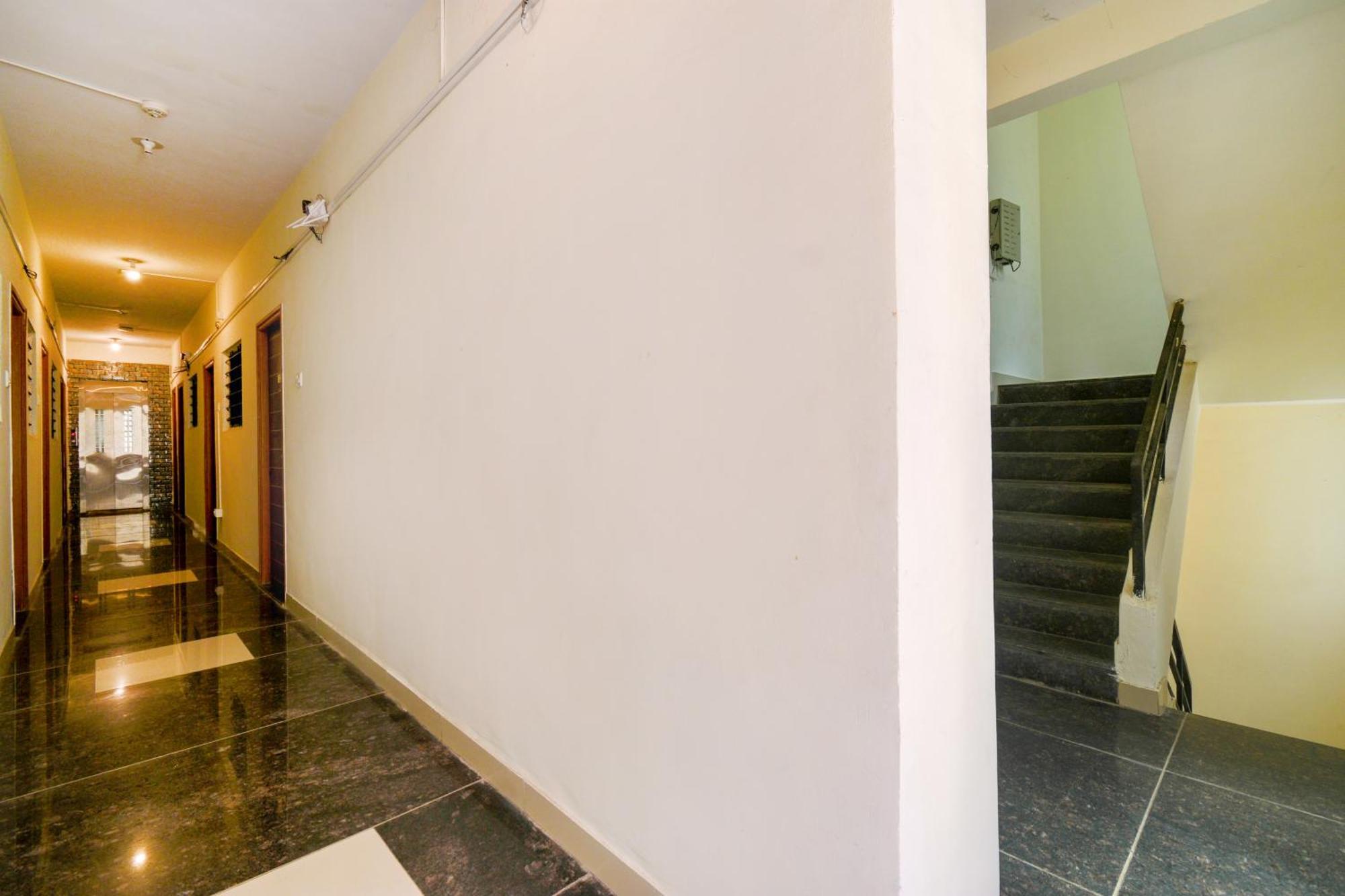 Fabexpress Srh - Nr Butterfly Park - Hinjawadi Hotel Екстериор снимка
